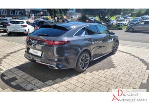 Kia ProCeed 1.5T 140 GT-Line DCT7 mit Glasdach, Leder- und Technik-Paket