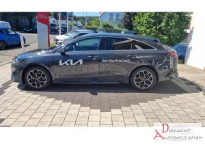 Kia ProCeed 1.5T 140 GT-Line DCT7 mit Glasdach, Leder- und Technik-Paket