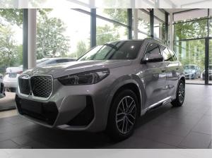 BMW iX1 xDrive30 DIGITALE ZULASSUNG 2025 MÖGLICH++0,25%DW+MSPORT+HEAD UP+LUXURY+18LM+ELEKSI.+HARMAN/