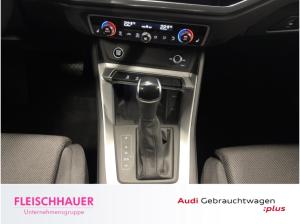 Audi Q3 35 TFSI S line LED+AHK+VC+ACC+19''+sound+App-connect