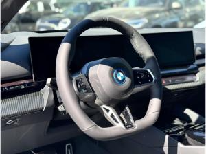 BMW i5 eDrive40 Touring M Sportpaket HK HiFi DAB