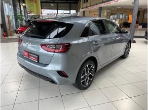 Kia Ceed 1.5T 48V DCT 140PS ULTIMATE Edition + Style Paket | SOFORT VERFÜGBAR