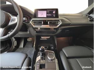 BMW X4 xDrive20d M-Sportpaket, Laserlicht, HuD, AHK, Akt. Geschwindigkeitsregelung, SHZ