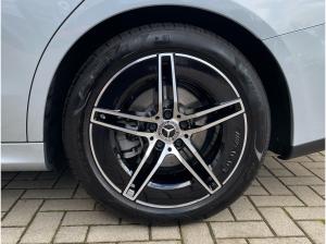 Mercedes-Benz E 200 d T AMG Distronic Digital-Light Pano AHK