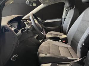 Volkswagen Touran GOAL 1.5 TSI*AHK*CAM*IQ-LIGHT*SHZ*DSG*ACC