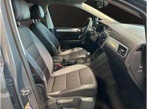 Volkswagen Touran GOAL 1.5 TSI*AHK*CAM*IQ-LIGHT*SHZ*DSG*ACC