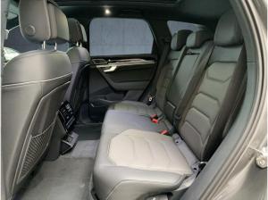 Volkswagen Touareg R-Line V6 4MOTION Automatik (Tiptronic)