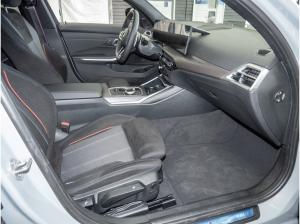 BMW 330 i xDrive Touring LAGERWAGENAKTION