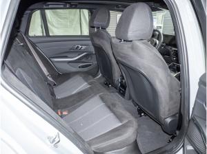 BMW 330 i xDrive Touring LAGERWAGENAKTION