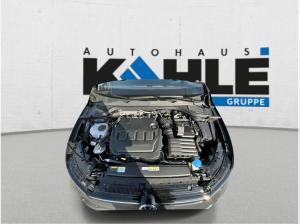 Volkswagen Golf Variant Life 2.0 l TDI DSG CarPlay ACC LED Winterräder