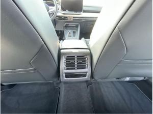 Volkswagen Golf Variant Life 2.0 l TDI DSG CarPlay ACC LED Winterräder