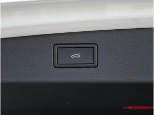 Volkswagen Tiguan R-Line 1,5 l eHybrid DSG Pano,AHK,IQ Lagerwagen !