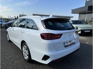 Kia Ceed SW 1.5T 140 ULTIMATE STD
