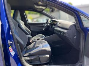 Volkswagen Golf R-Performance 4M DSG / Vmax 270,DCC,Matrix