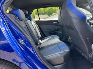 Volkswagen Golf R-Performance 4M DSG / Vmax 270,DCC,Matrix