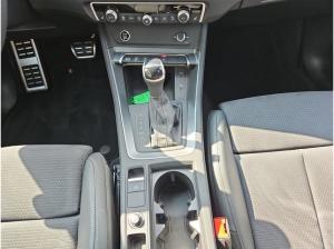 Audi Q3 S line 45 TFSI quattro S tronic *MATRIX*RFK*