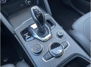 Alfa Romeo Stelvio Quadrifoglio Q4 2.9 PDC+KAMERA+LEDER+SHZ+CARPLAY