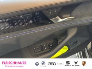 Volkswagen Passat Variant R-Line TDI 150 PS DSG AHK Navi AHK Black Style