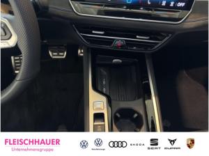Volkswagen Passat Variant R-Line TDI 150 PS DSG AHK Navi AHK Black Style
