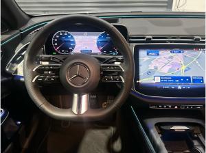 Mercedes-Benz E 450 d 4M AMG-Line Digital Light Panorama AHK