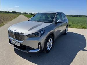 BMW iX1 xDrive30