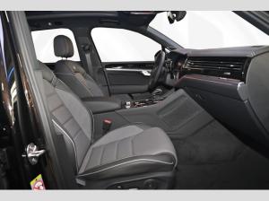 Volkswagen Touareg 3.0 TDI 4 Motion tiptronic R-Line Black Style