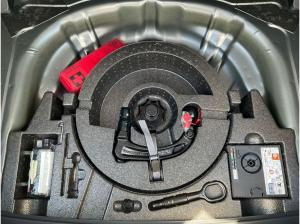 Volkswagen T-Roc R-Line 2.0 l TDI DSG AHK Kamera Navi