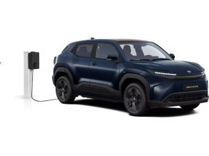 Toyota Urban Cruiser 2WD* 174PS* TEAMPLAYER* 61kw Akku*JANUAR 2026