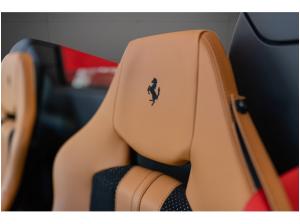 Ferrari F8 Spider*Lift*Racing Seats*LED*
