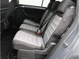 Volkswagen Touran R-Line 1.5 TSI DSG / 7-Sitze, AHK, LED