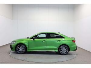 Audi RS3 Limousine TFSI quattro 280 km/h Java Grün Metallic