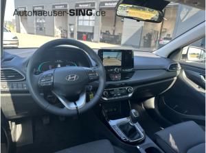 Hyundai i30 LED Digitales Cockpit PDCv+h NAV AC/AA