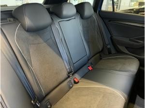 Skoda Superb Combi Sportline 2.0 TDI DSG 4x4 *AHK, LED*