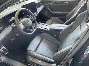 Volkswagen Passat R-Line 1.5 l eHybrid / PSD