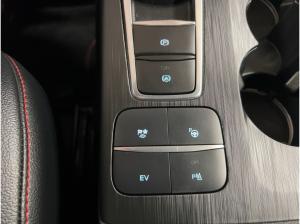 Ford Kuga ST-Line X HYBRID