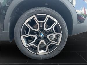 BMW X2 xDr.20d,Premium Pkt.,AHK,Sportsitze,Lenkradhzg.,Aktivsitz,uvm.