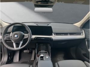 BMW X2 xDr.20d,Premium Pkt.,AHK,Sportsitze,Lenkradhzg.,Aktivsitz,uvm.