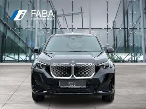 BMW iX1 xDrive30 M Sportpaket Head-Up HK HiFi DAB