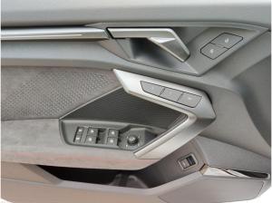 Audi RS3 Sportback 400 PS S tronic*Matrix*Pano*Kamera*280 km/h*