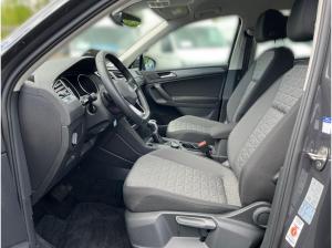 Volkswagen Tiguan Life 4Motion 2.0 TSI DSG / Navi, LED, ACC