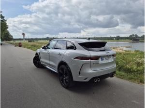 Jaguar F-Pace SVR P550 AWD - Sofort verfügbarer Supersportler