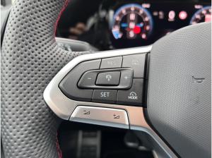 Volkswagen Golf GTI 8 2.0 TSI DSG