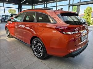 Hyundai i30 Kombi 1.5 T-GDI 48V 7-DCT N Line + Sitz-Paket + Panoramadach