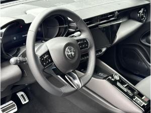 Alfa Romeo Junior 1.2 VGT Mild-Hybrid Speciale +Tech Paket