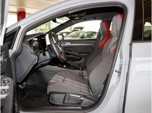 Volkswagen Golf VIII 2,0 TSI DSG GTI Black Style Matrix ACC Navi R-Kamera