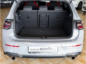 Volkswagen Golf VIII 2,0 TSI DSG GTI Black Style Matrix ACC Navi R-Kamera