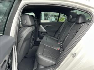 BMW i5 eDrive40 Limousine M Sportpaket HK HiFi DAB