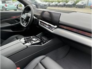 BMW i5 eDrive40 Limousine M Sportpaket HK HiFi DAB