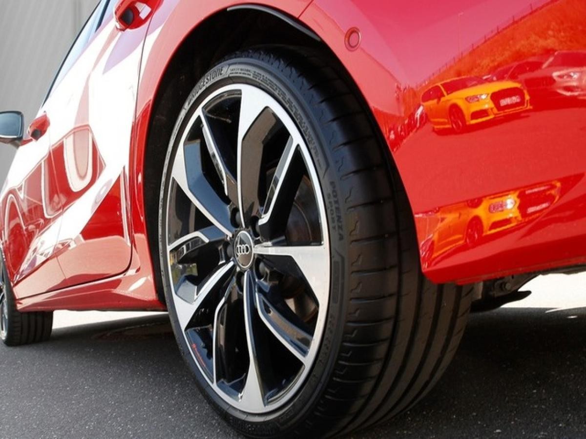 Audi A3 Sportback 35 TDI advanced s-line SONOS GWP