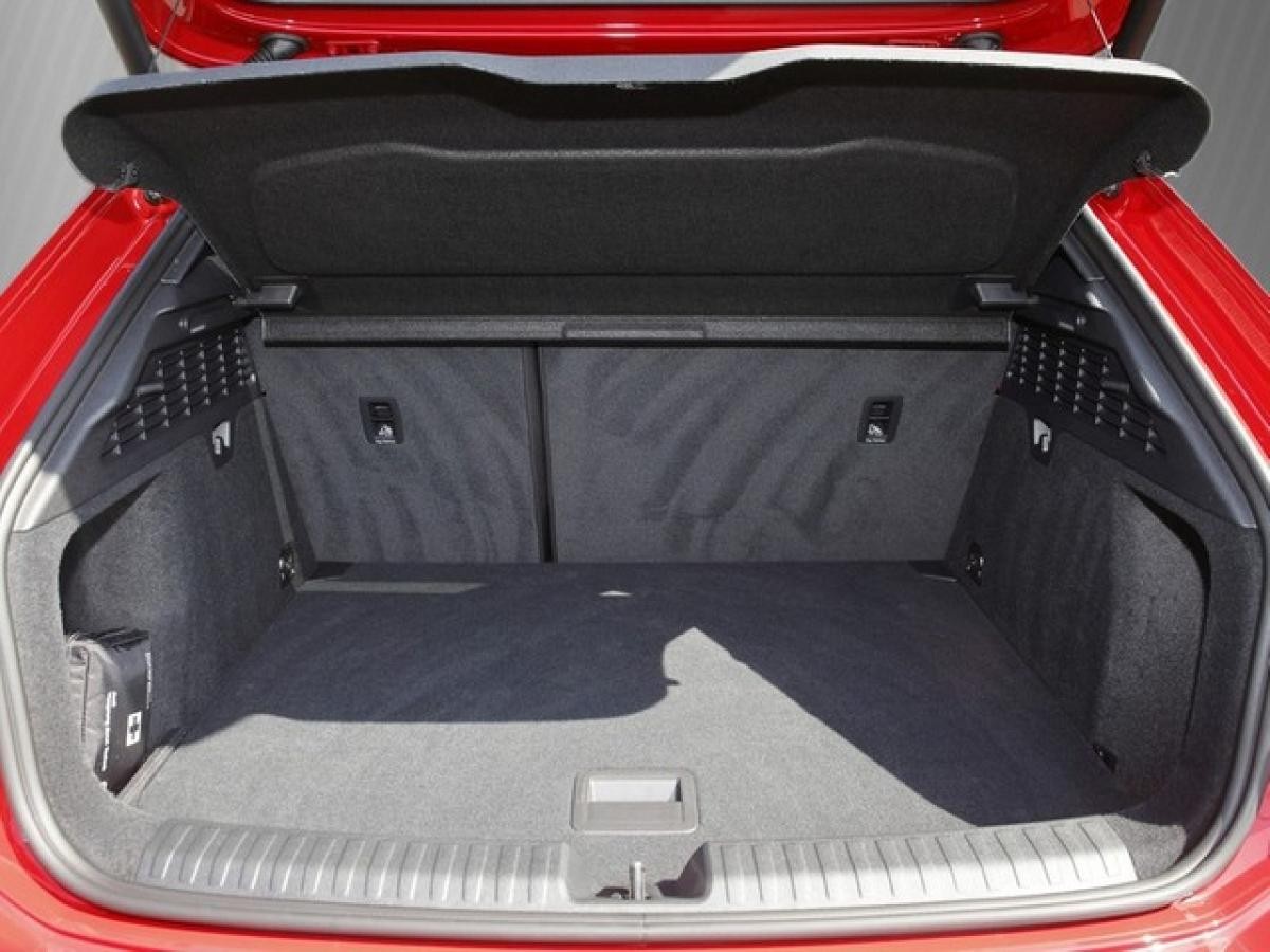 Audi A3 Sportback 35 TDI advanced s-line SONOS GWP